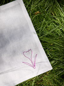 Набір з 2-х столових серветок з льону з машинною вишивкою "Шафран Гейфелів" GNIZDO Модель LTNMESHFUC-002 Фото