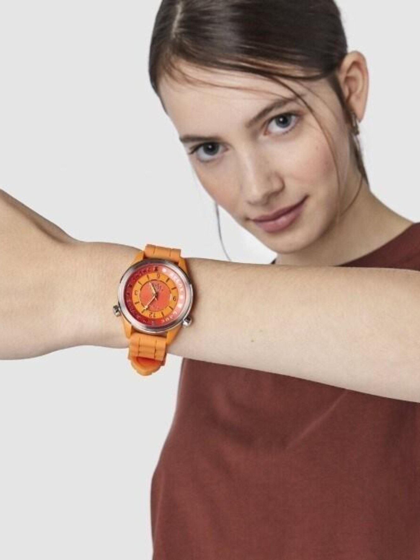 Годинники TOUS модель 100350585 Фото