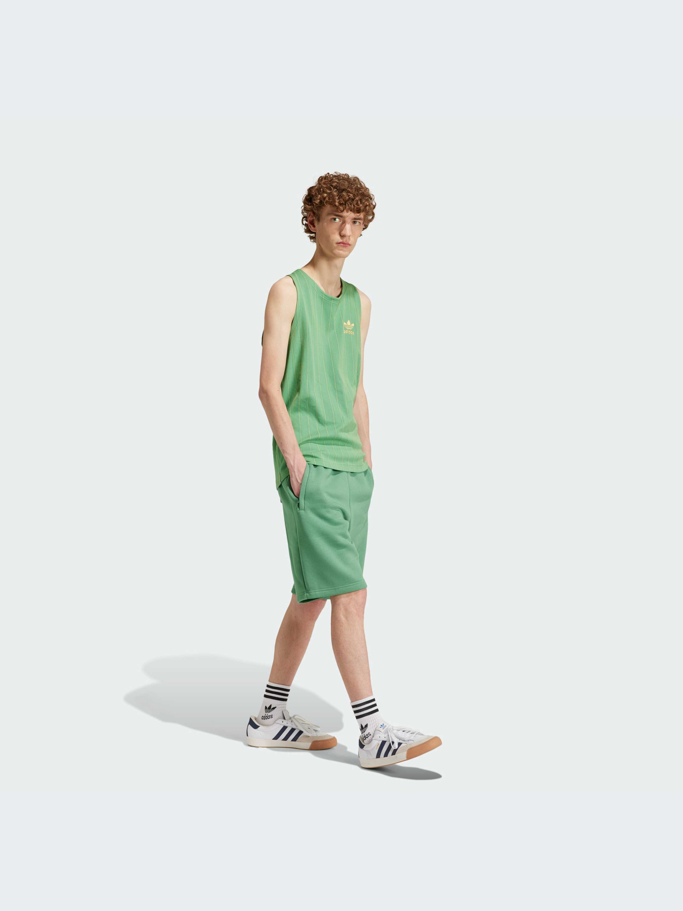 Повседневные шорты Adidas модель IU2355 Фото