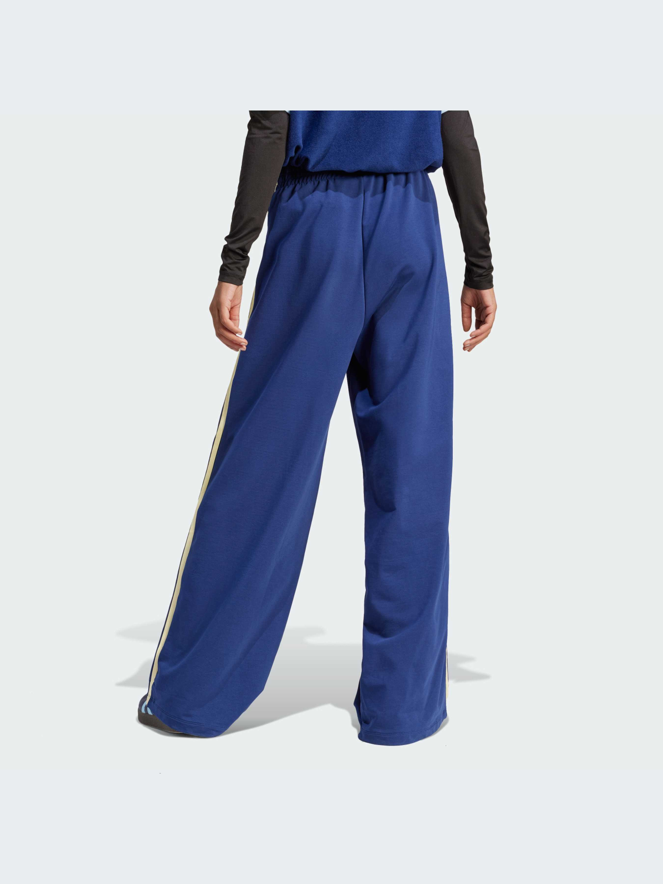 Брюки повседневные Adidas модель IR7464 Фото