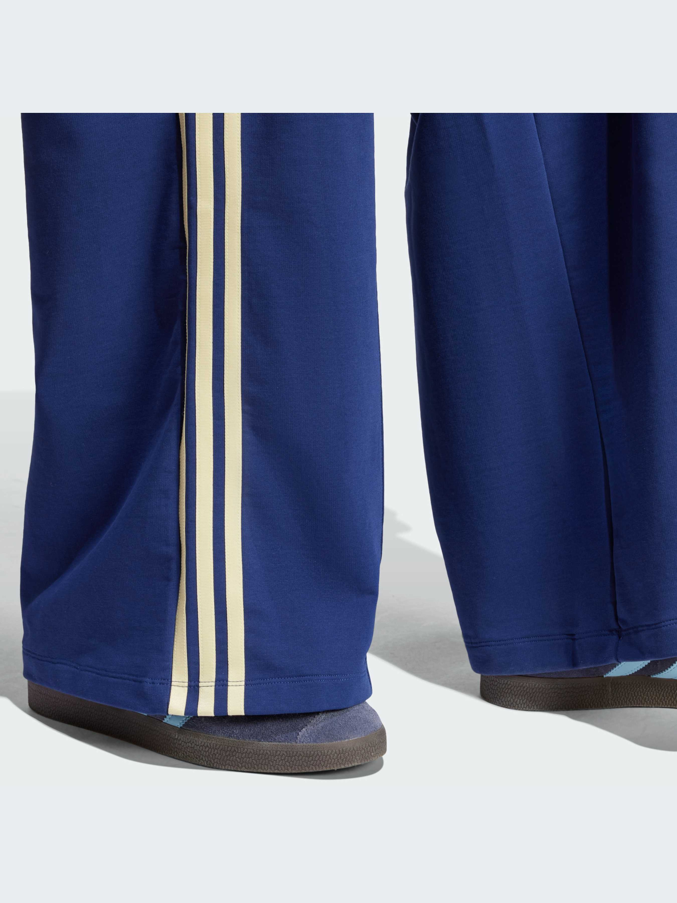 Штани Adidas модель IR7464 Фото