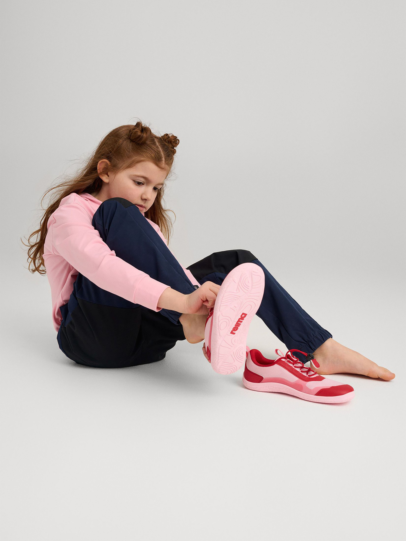 Кроссовки REIMA Tallustelu модель 5400137B-4010 Фото