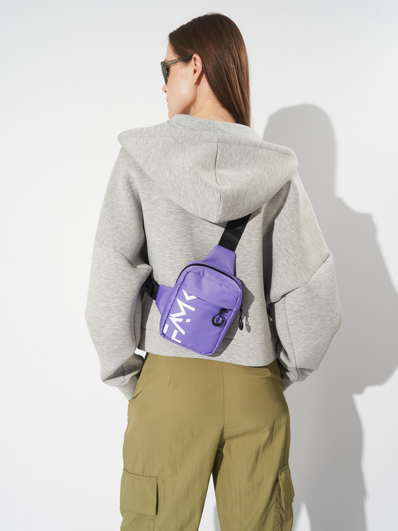 Мессенджер Famk модель 1074 Фото