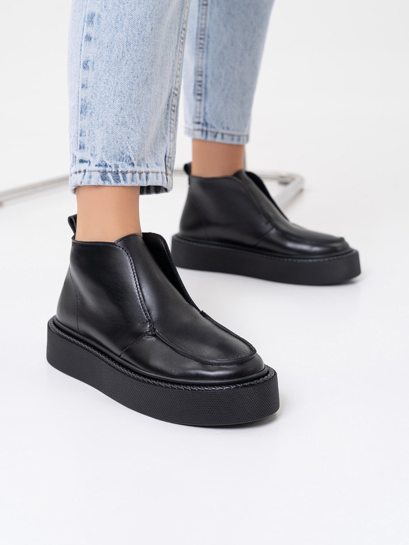 Полуботинки ISSA Plus модель OB2-400_черный Фото