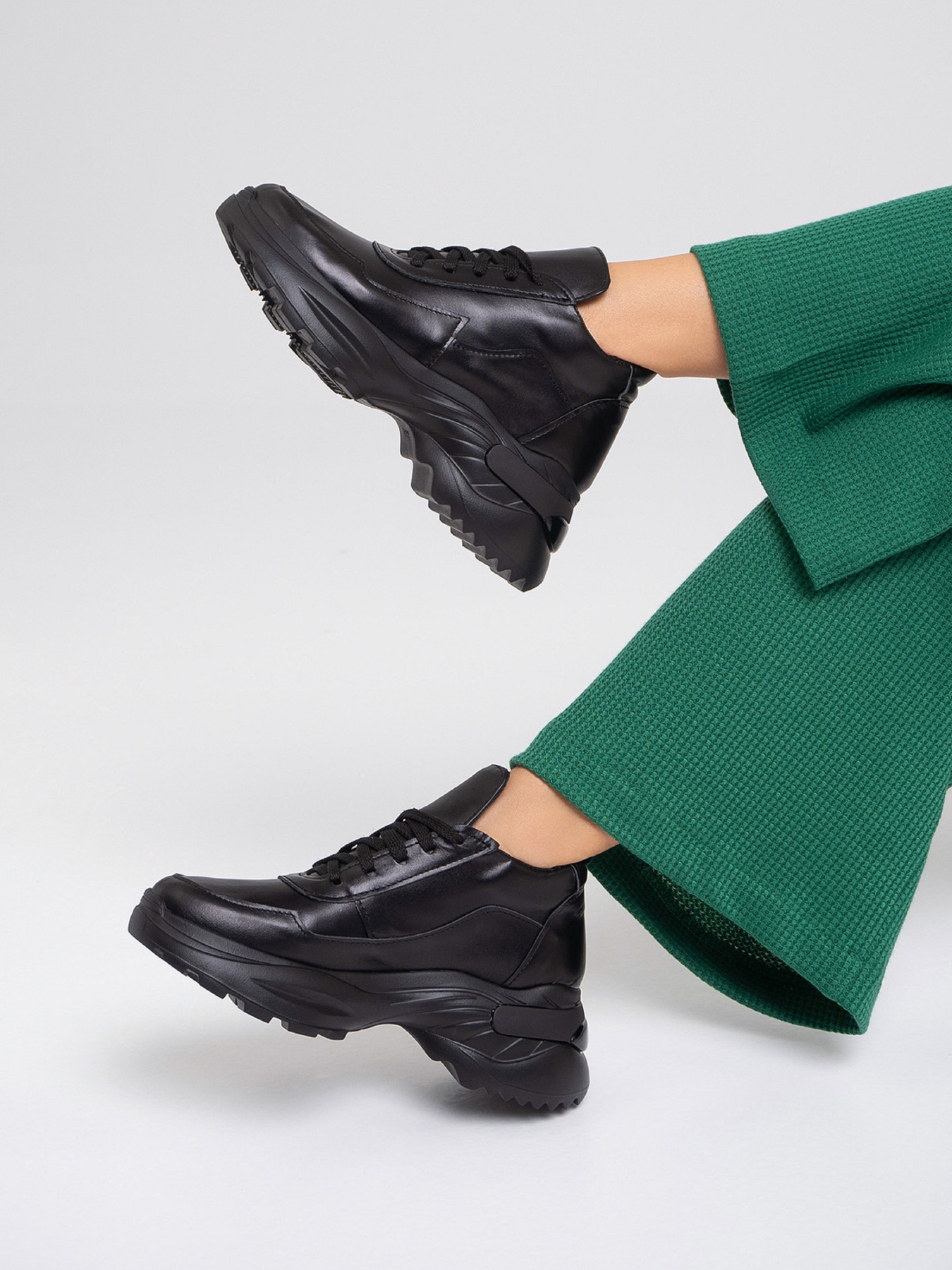 Кроссовки ISSA Plus модель OB2-413_черный Фото