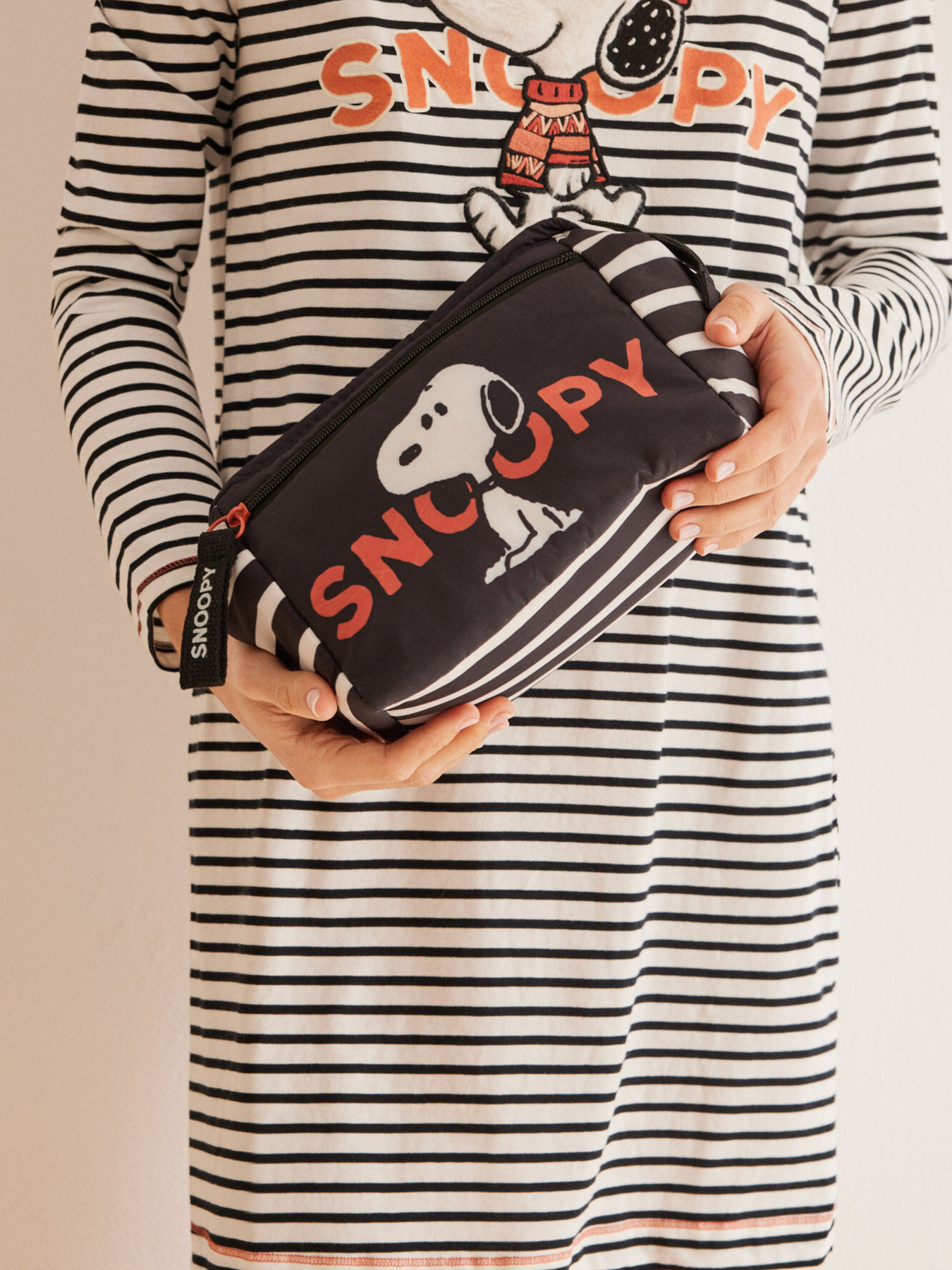 Косметичка средняя Snoopy в полоску Women'secret модель 4847854-98 Фото