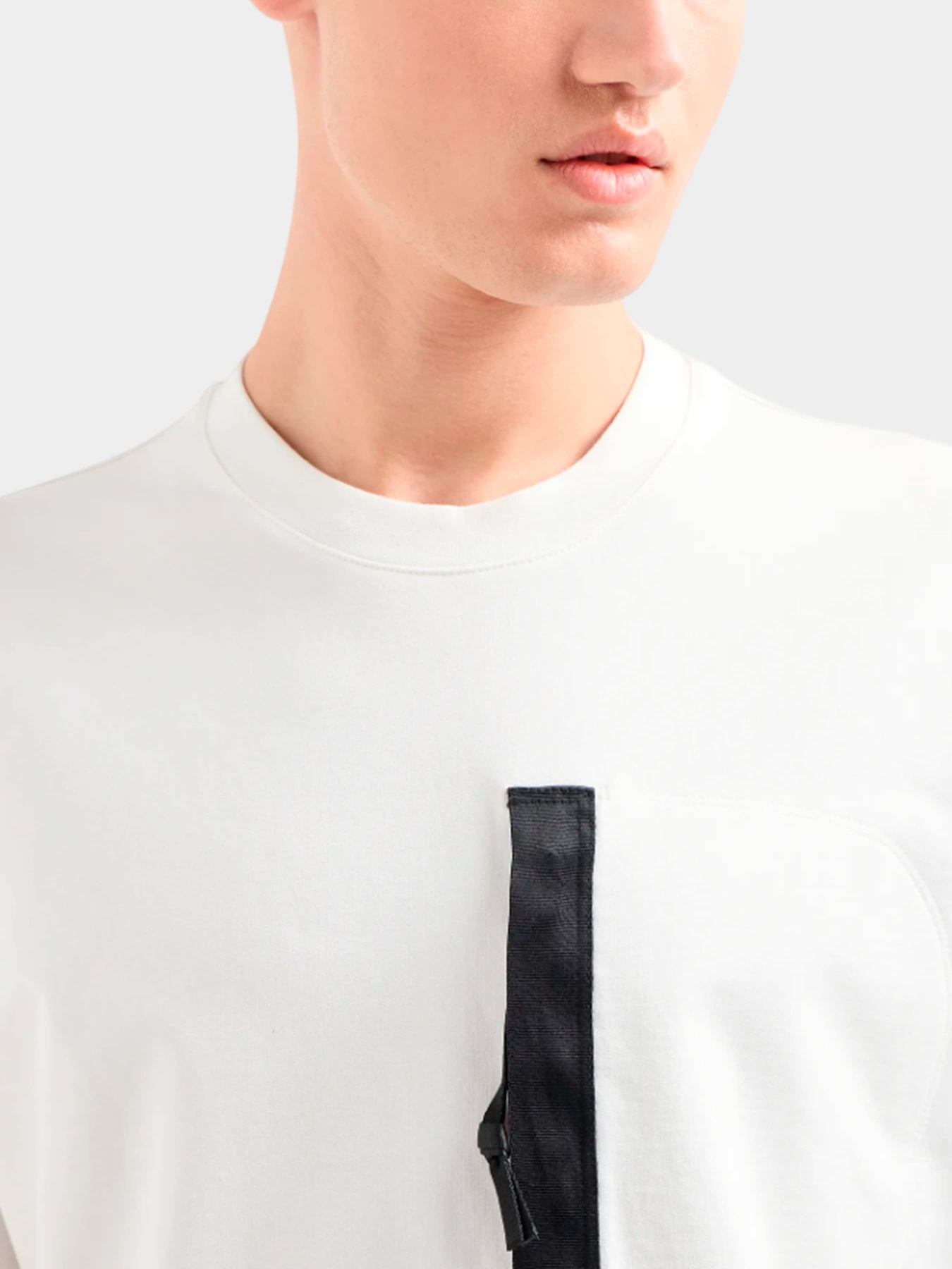 Футболки и поло Armani Exchange модель 3DZMJL-ZJXMZ-1116 Фото