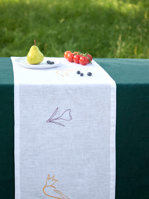 Ранер (доріжка) з льону з машинною вишивкою "Квіт" GNIZDO Модель LTRMEKC-002 Фото