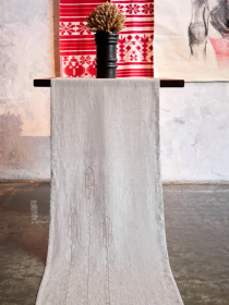 Ранер (доріжка) з льону з машинною вишивкою "Колоски" GNIZDO Модель LRMESC-001-S Фото