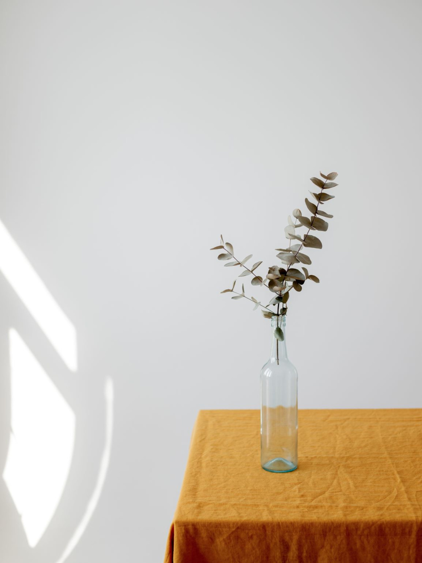 Скатертина з льону однотонна в кольорі "Шафран" GNIZDO модель LTMC-011-S Фото