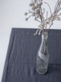 Скатертина з льон однотонна в кольорі "Графіт" GNIZDO Модель LTMC-005-S Фото