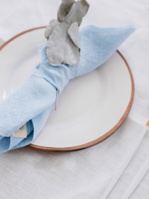 Набір з 2-х столових серветок з льону класичних однотонних в блакитному кольорі GNIZDO модель LCTNMC-013 Набір з 2-х столових серветок з льону класичних однотонних в блакитному кольорі GNIZDO модель LCTNMC-013 Фото