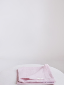 Набір з 2-х столових серветок з льону класичних однотонних в кольорі "Пильна троянда" GNIZDO модель LCTNMC-007 Набір з 2-х столових серветок з льону класичних однотонних в кольорі "Пильна троянда" GNIZDO модель LCTNMC-007 Фото