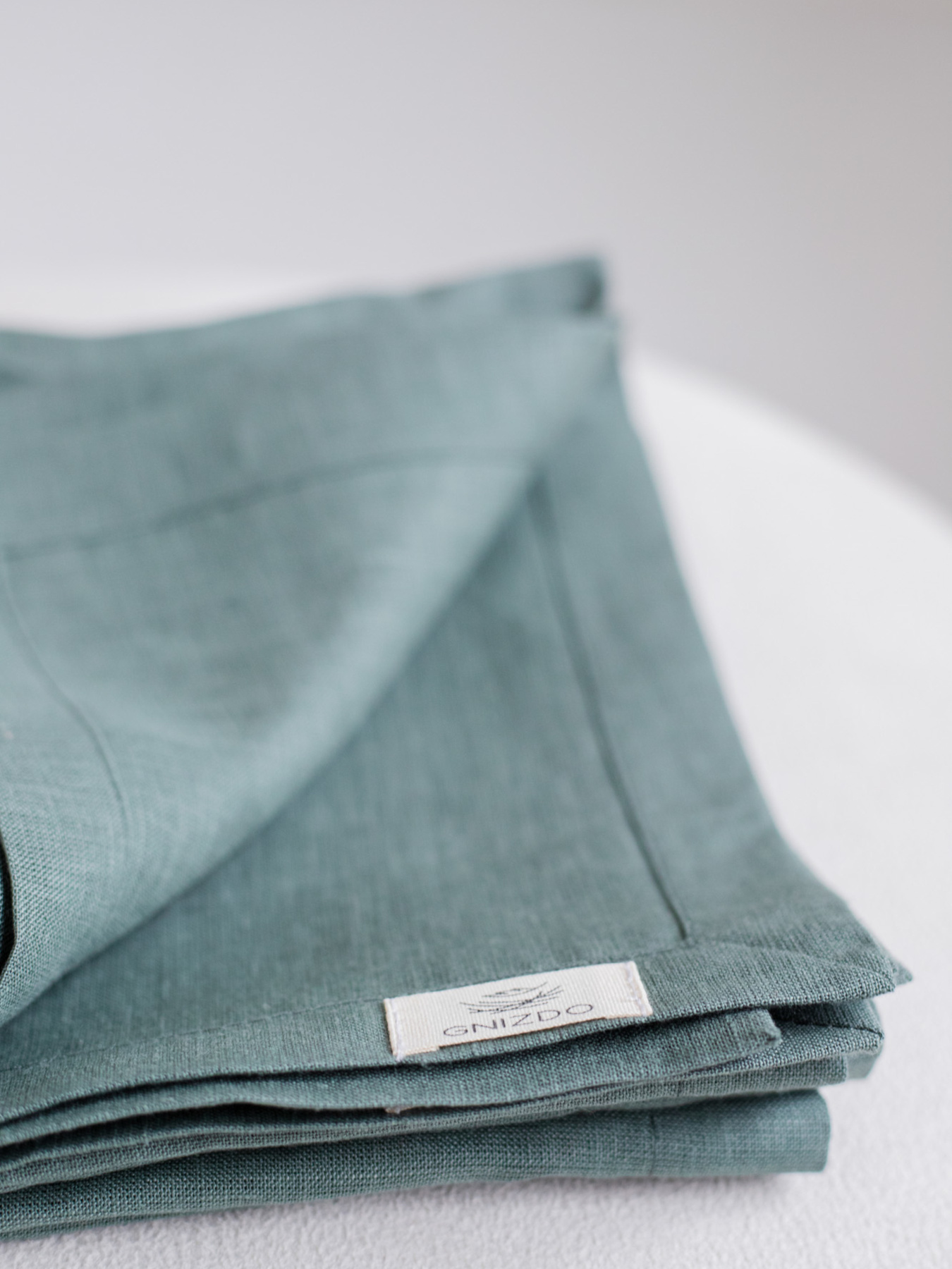 Набір з 2-х столових серветок з льону класичних однотонних в кольорі "Папороть" GNIZDO модель LCTNMC-009 Набір з 2-х столових серветок з льону класичних однотонних в кольорі "Папороть" GNIZDO модель LCTNMC-009 Фото