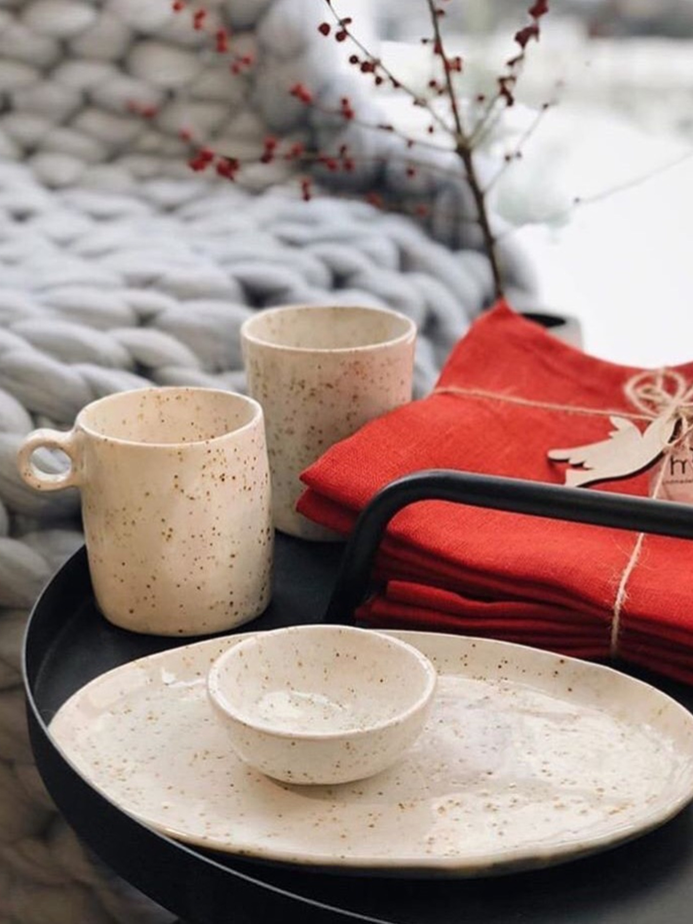 Набір з 2-х столових серветок з льону класичних однотонних в кольорі "Поле маків" GNIZDO модель LCTNMC-008 Набір з 2-х столових серветок з льону класичних однотонних в кольорі "Поле маків" GNIZDO модель LCTNMC-008 Фото