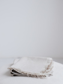 Набір з 2-х столових серветок з льону з бахромою в кольорі "Еко" GNIZDO Модель LTNFE-001 Фото