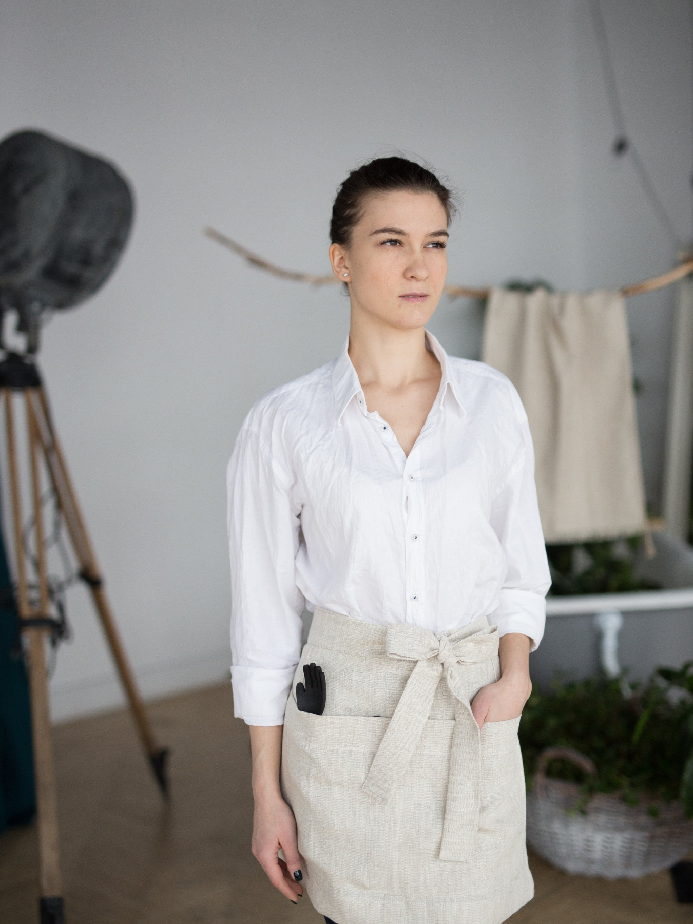 Лляний фартух на пояс в натуральному кольорі GNIZDO модель LAS-001 Фото