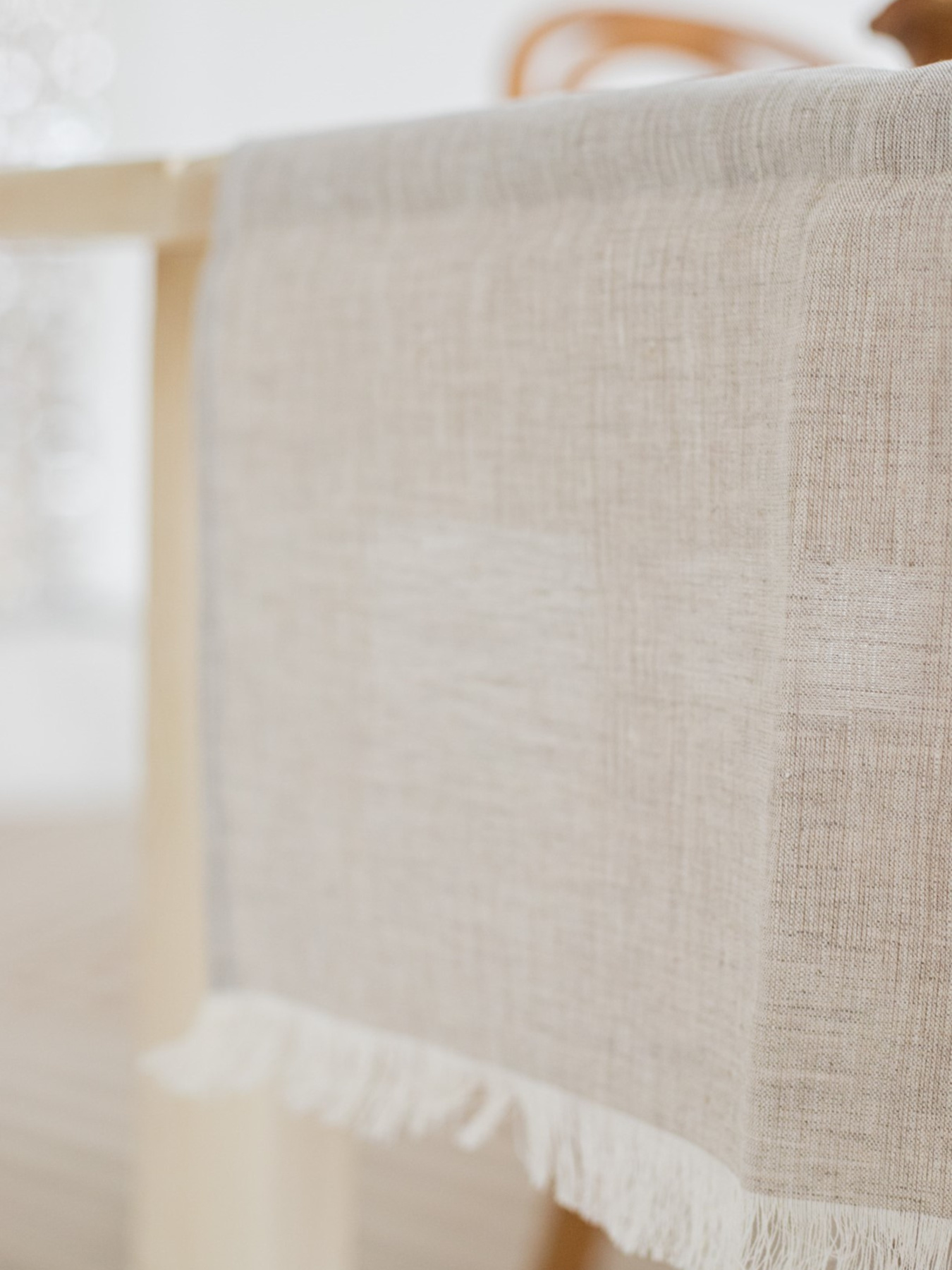 Доріжка лляна на стіл (ранер) з бахромою в кольорі "Еко" GNIZDO Модель LTRF-001-S Фото