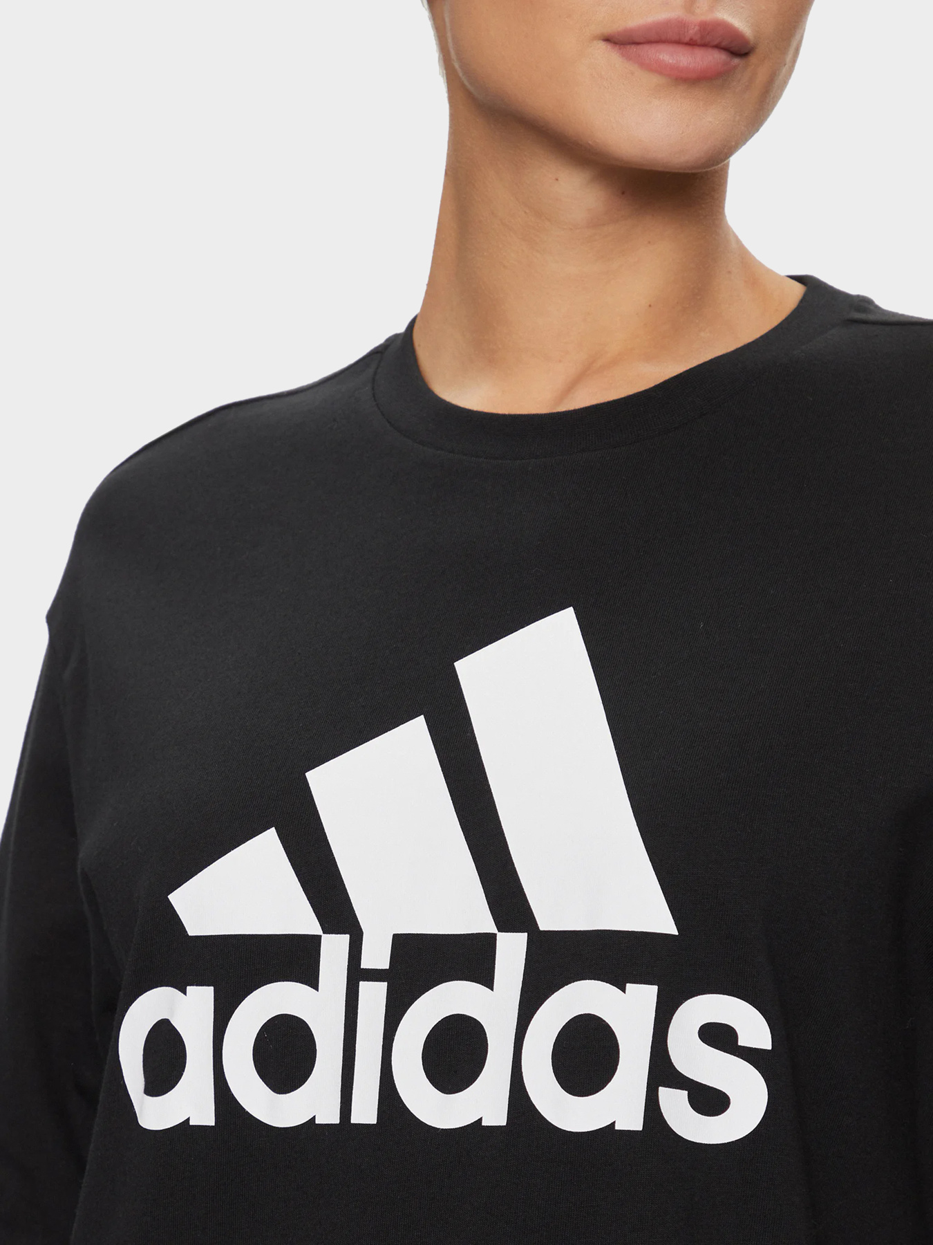 Футболки и поло Adidas модель HR4931 Футболки и поло Adidas модель HR4931 Фото