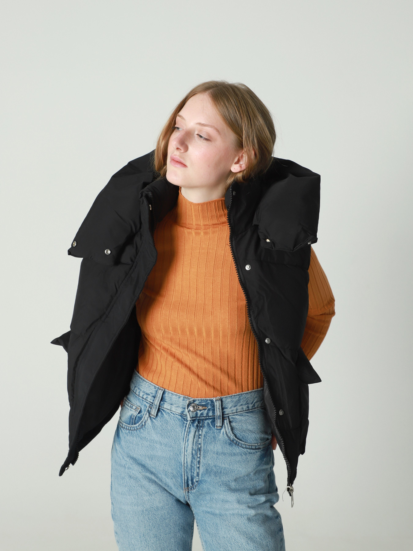 Утеплений жилет URBAN TRACE модель Z758_BLACK Утеплений жилет URBAN TRACE модель Z758_BLACK Фото