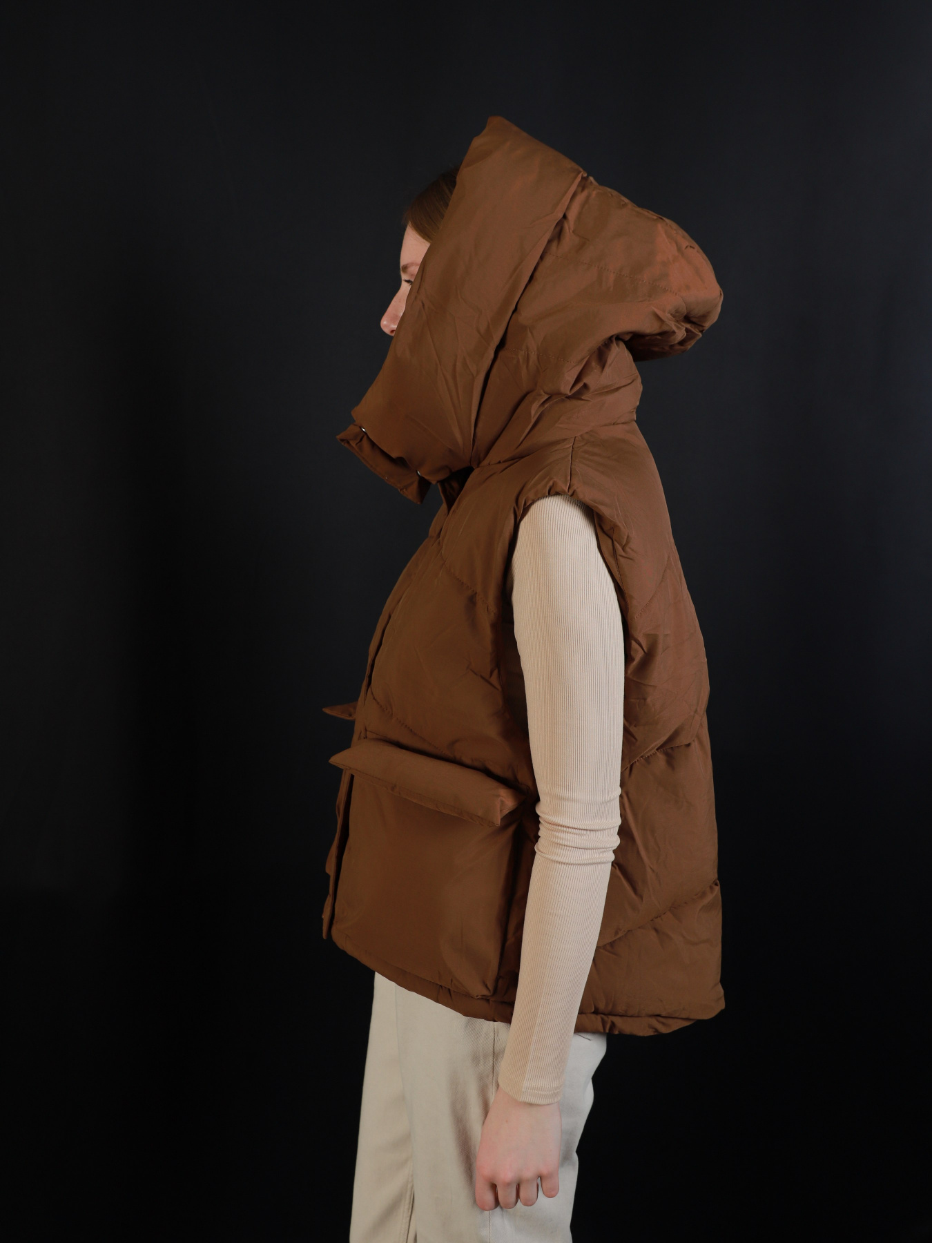 Утеплений жилет URBAN TRACE модель Z758_COFFEE Фото