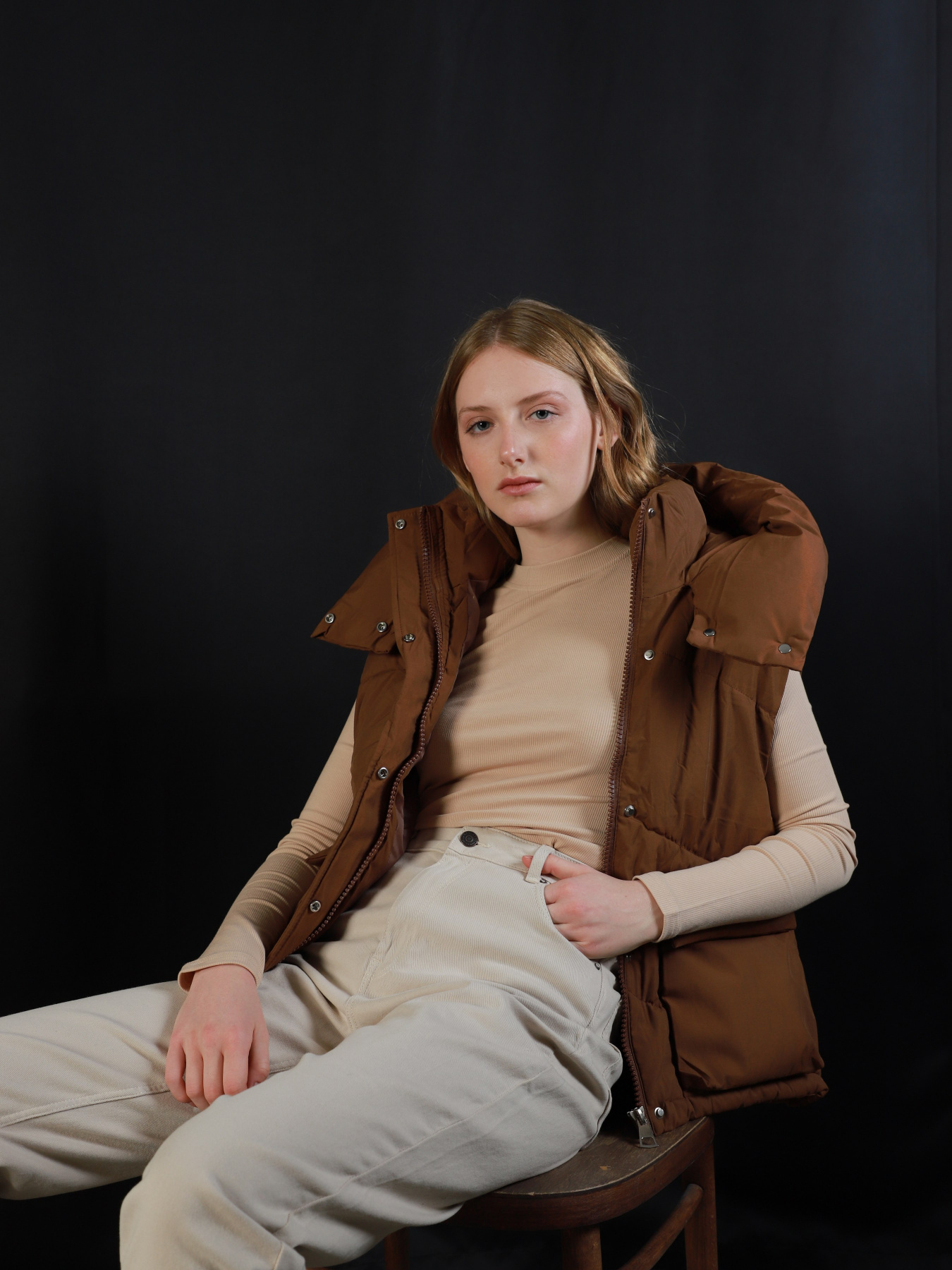 Утеплений жилет URBAN TRACE модель Z758_COFFEE Фото