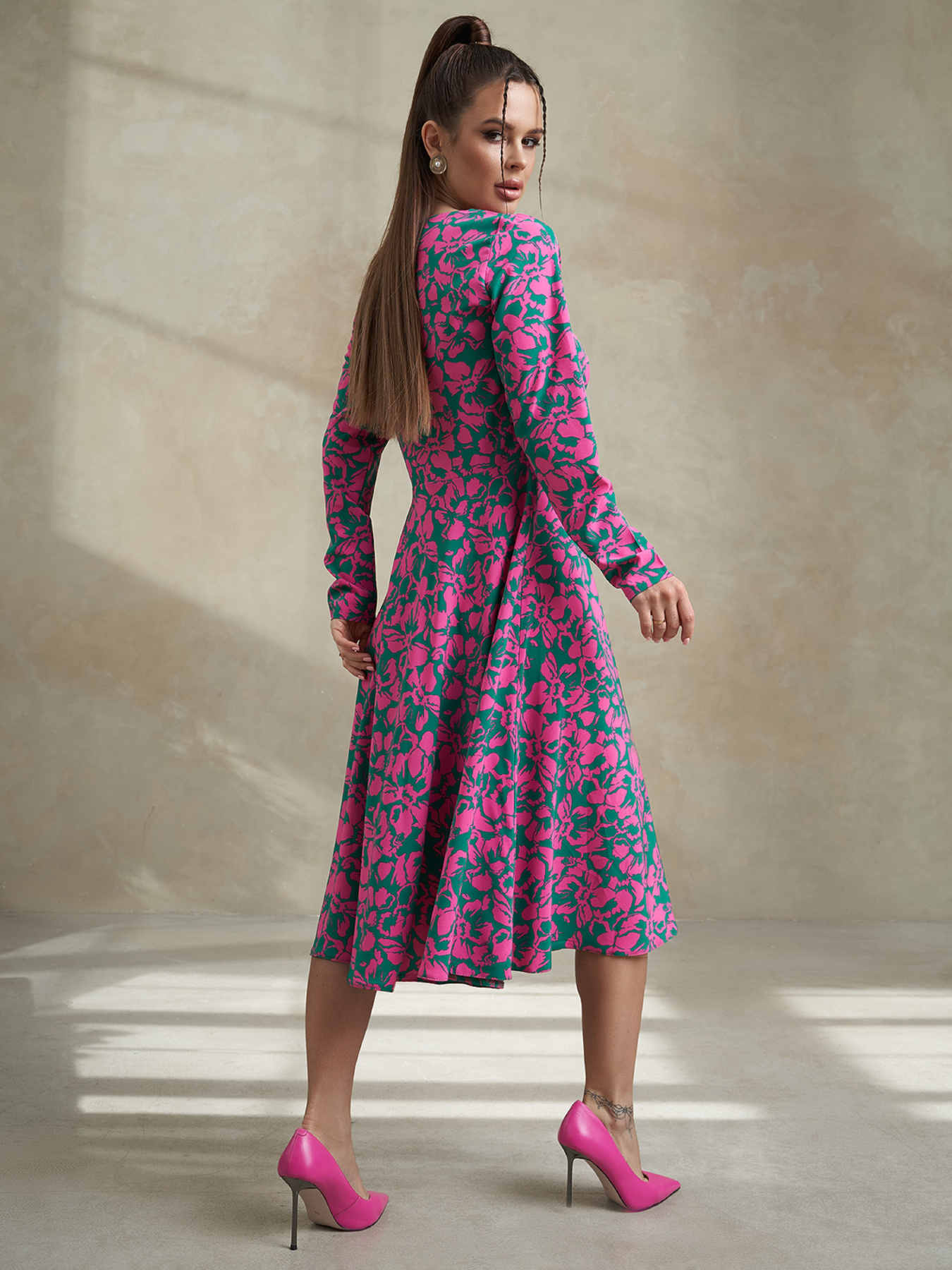 Платье миди ISSA Plus модель 14486_зеленый Фото