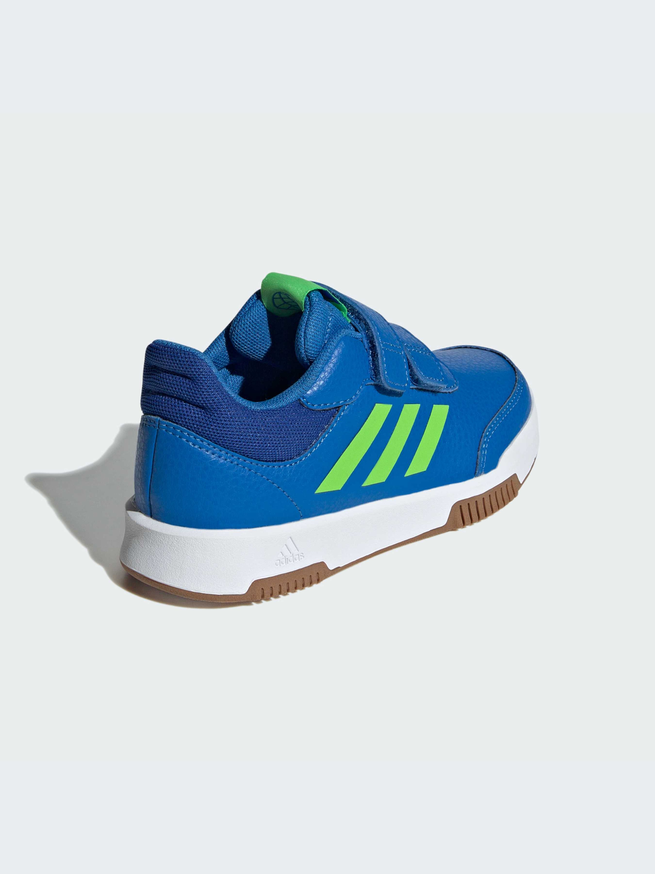 Кроссовки Adidas модель ID2304 Фото