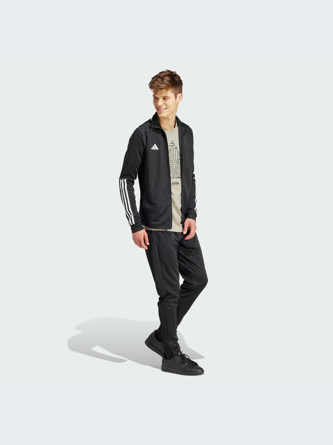 Спортивний костюм Adidas 3 Stripes модель IR7843 Фото