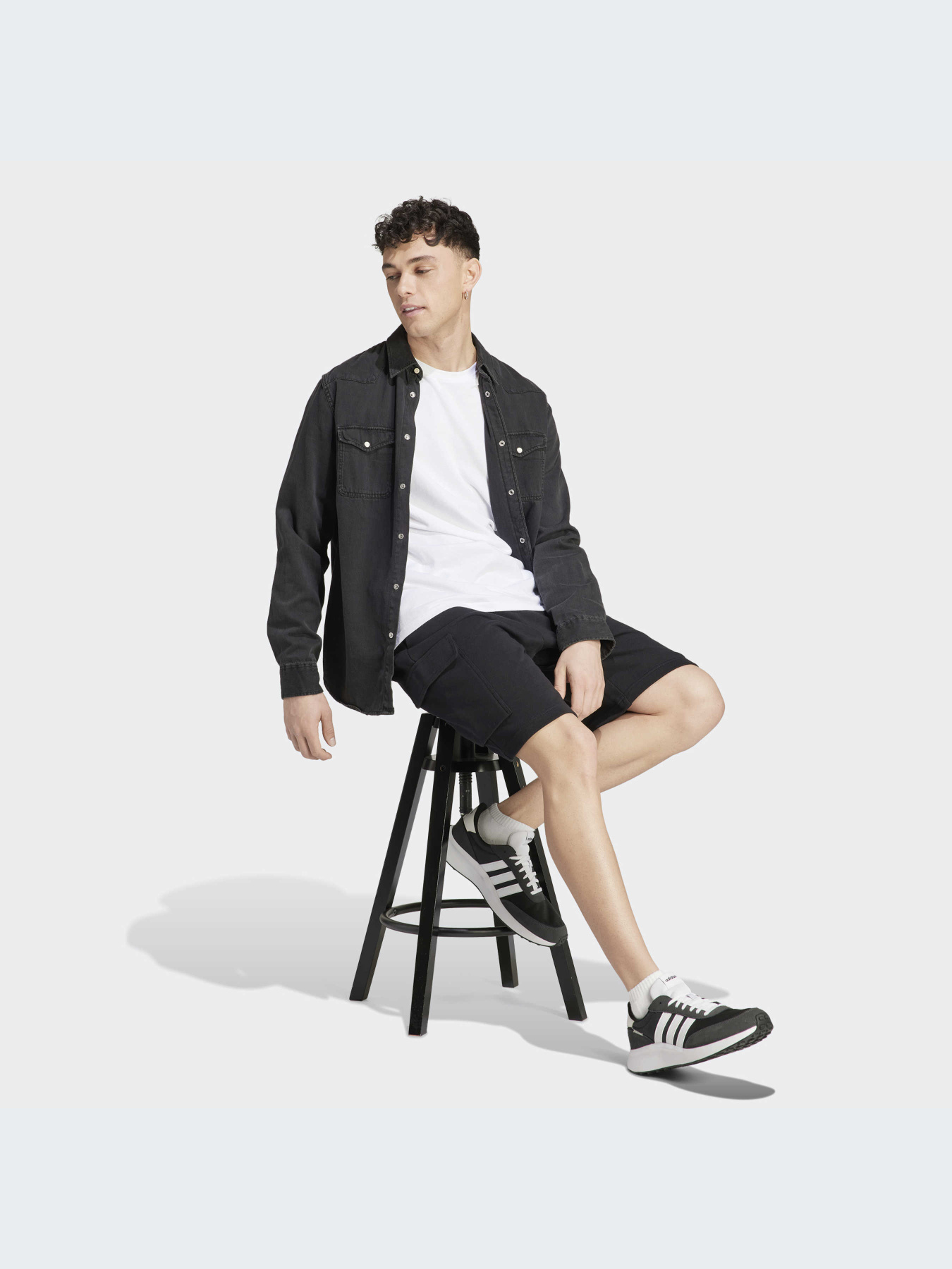 Повсякденні шорти Adidas модель HA4338 Повсякденні шорти Adidas модель HA4338 Фото