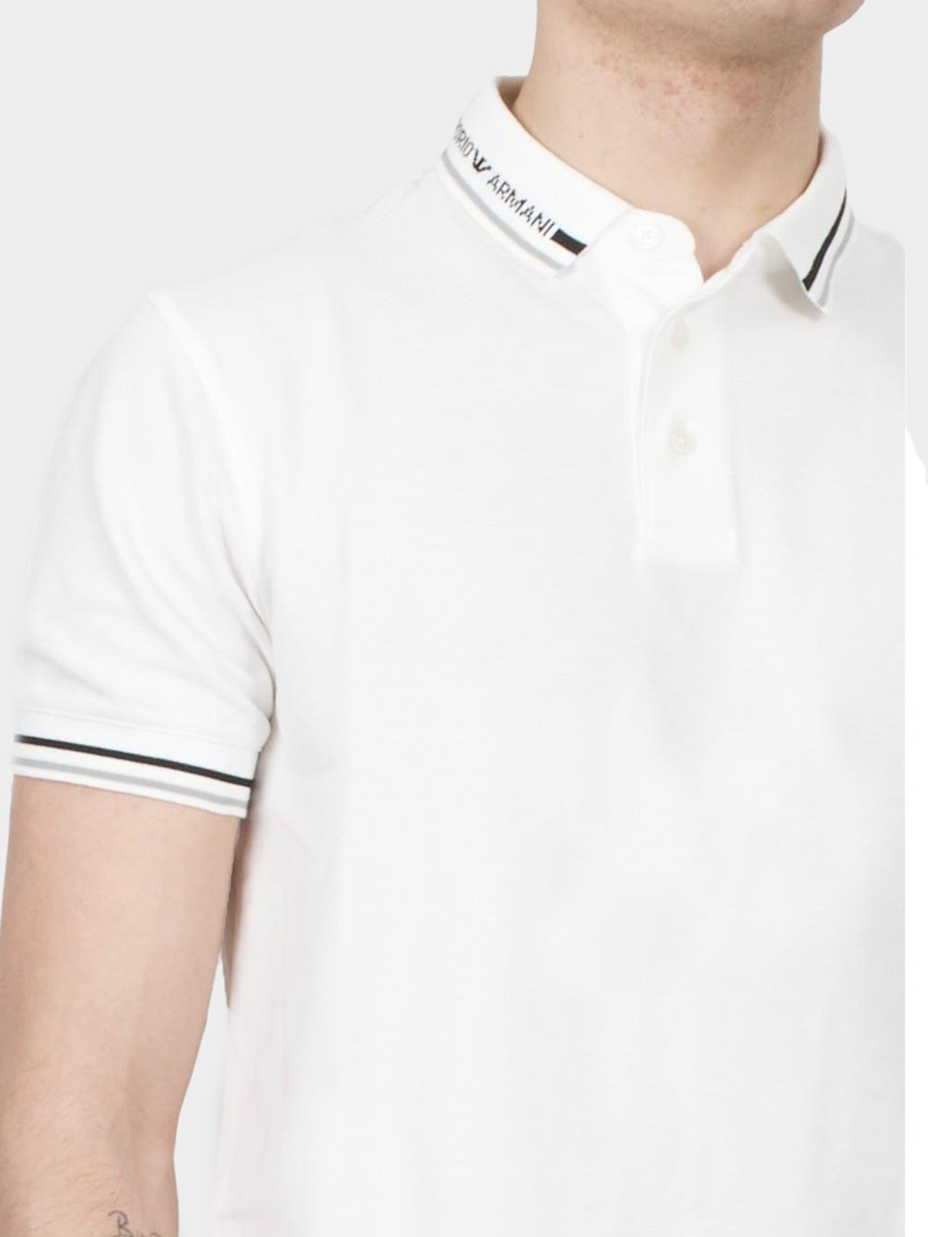 Футболки и поло Emporio Armani модель 3D1FM4-1JCYZ-01N1 Фото