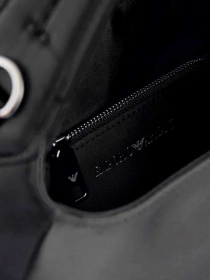 Сумки Emporio Armani модель Y3E235-YWR2V-80001 Фото