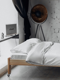 Комплект постільної білизни White з принтом "Дотик" B.D.S.M. модель SBCPKB01white Фото