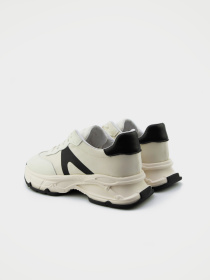 Кроссовки URBAN TRACE модель UT24-W-1104-1 Фото