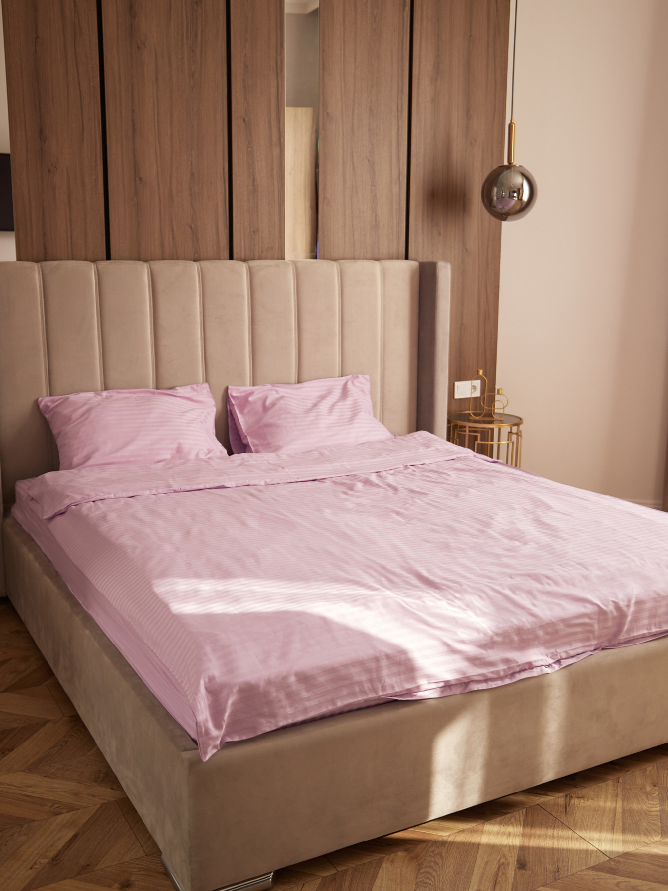 Комплект постільної білизни зі страйп-сатину в рожевому кольорі B.D.S.M. модель SBCPKBSRP02 Фото