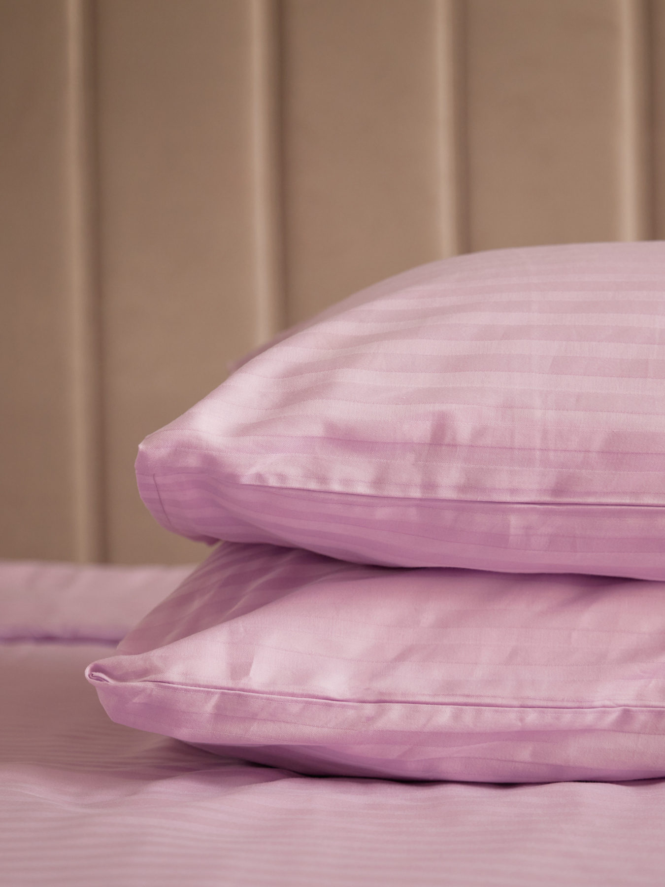 Комплект постільної білизни зі страйп-сатину в рожевому кольорі B.D.S.M. модель SBCPKBSRP02 Фото