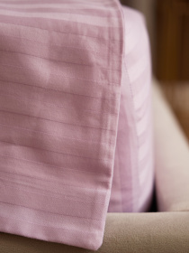 Комплект постільної білизни зі страйп-сатину в рожевому кольорі B.D.S.M. модель SBCPKBSRP02 Фото