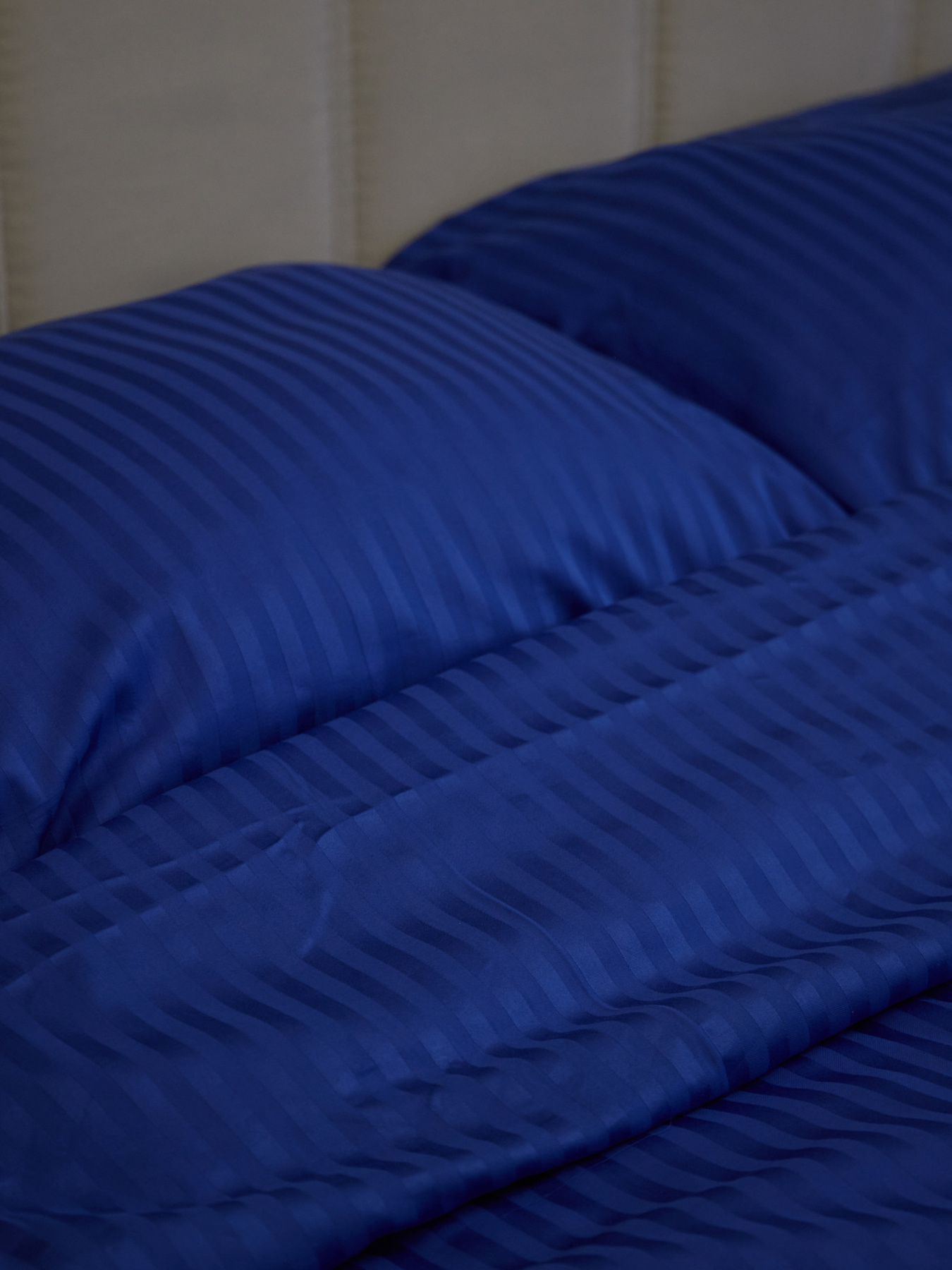 Комплект постільної білизни зі страйп-сатину в кольорі "Електрик" B.D.S.M. модель SBCPKBSRP03 Фото