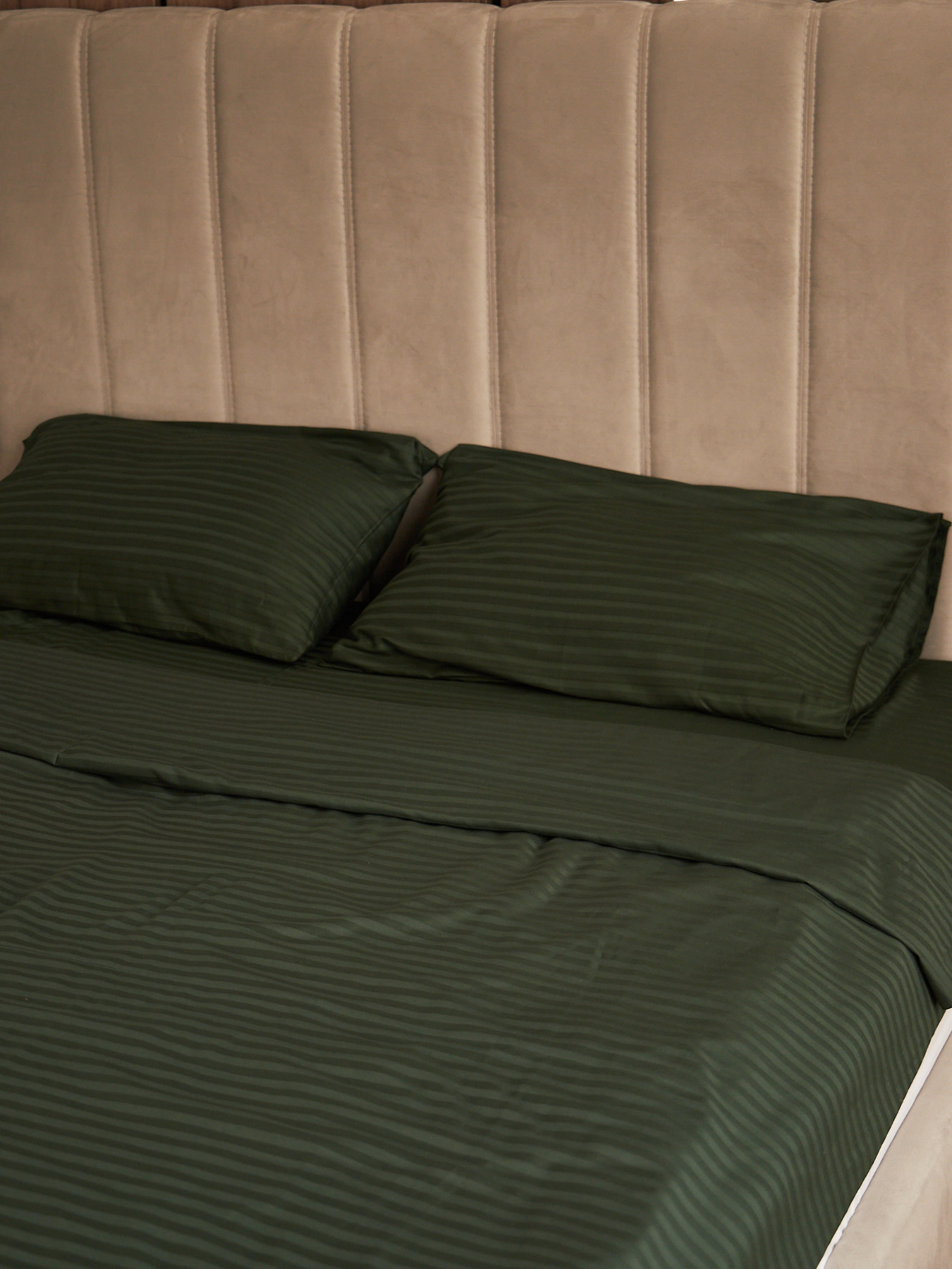 Комплект постільної білизни зі страйп-сатину в зеленому кольорі B.D.S.M. модель SBCPKBSRP06 Фото