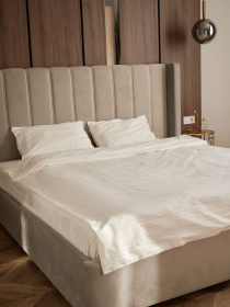 Комплект постільної білизни зі страйп-сатину в молочному кольорі B.D.S.M. модель SBCPKBSRP10 Фото