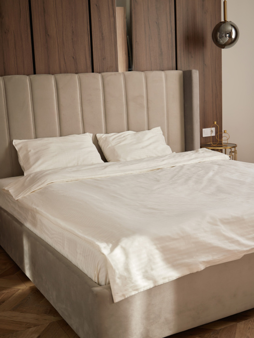 Комплект постільної білизни зі страйп-сатину в молочному кольорі B.D.S.M. модель SBCPKBSRP10 Фото