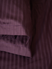 Комплект постільної білизни зі страйп-сатину в фіолетовому кольорі B.D.S.M. модель SBCPKBSRP11 Фото