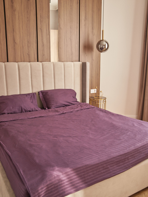 Комплект постільної білизни зі страйп-сатину в фіолетовому кольорі B.D.S.M. модель SBCPKBSRP11 Фото