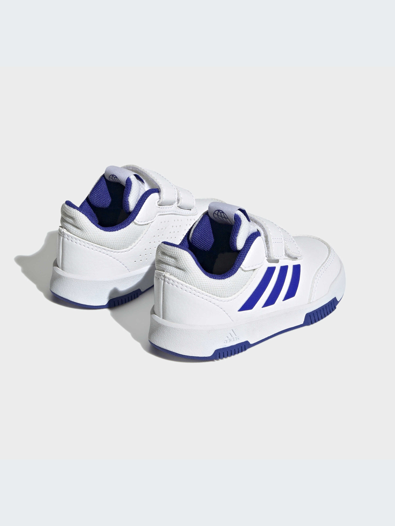 Кроссовки Adidas модель H06301 Фото