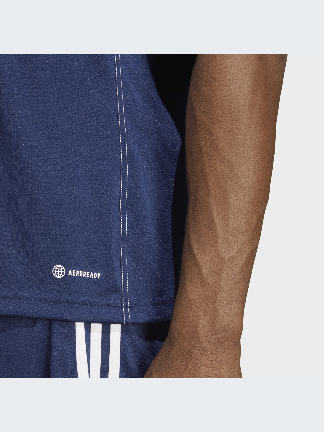 Футболка спортивная Adidas Tiro модель HZ0175 Фото