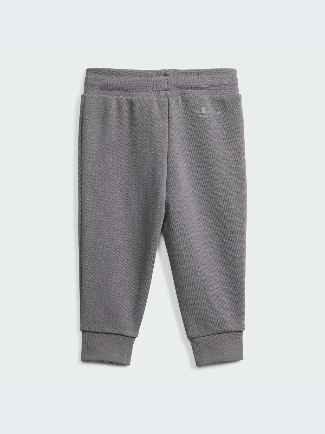 Спортивный костюм Adidas модель IT7916 Фото