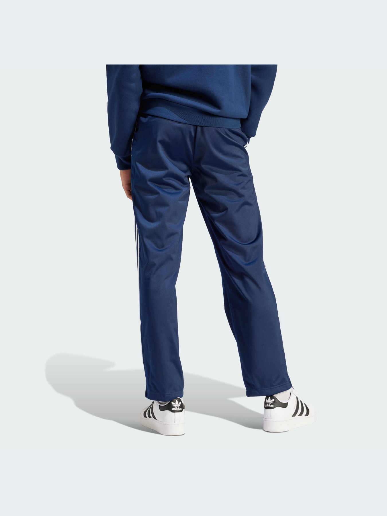 Брюки повседневные Adidas модель IM9471 Фото