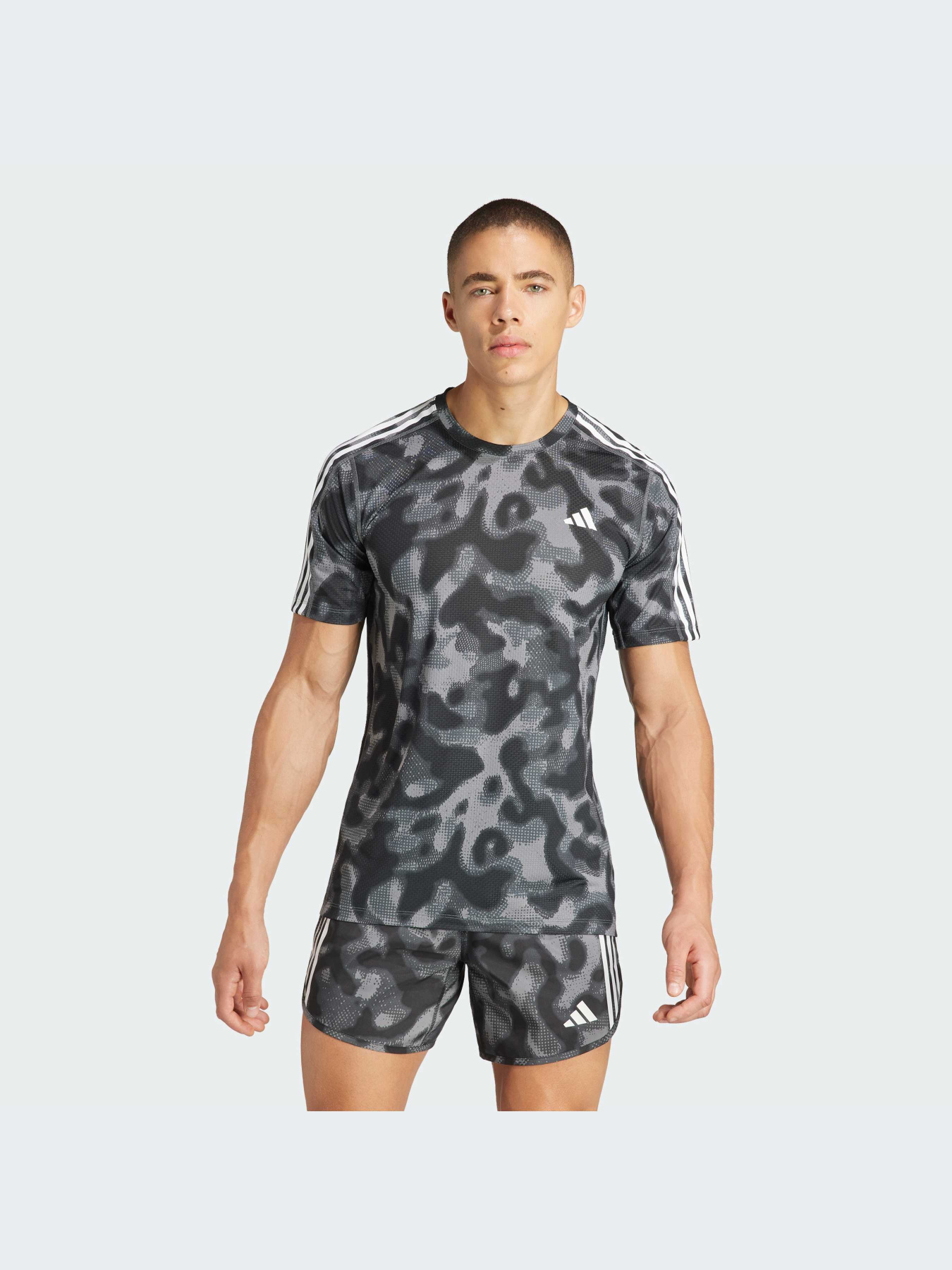 Футболка спортивная Adidas 3 Stripes модель IK4979 Фото