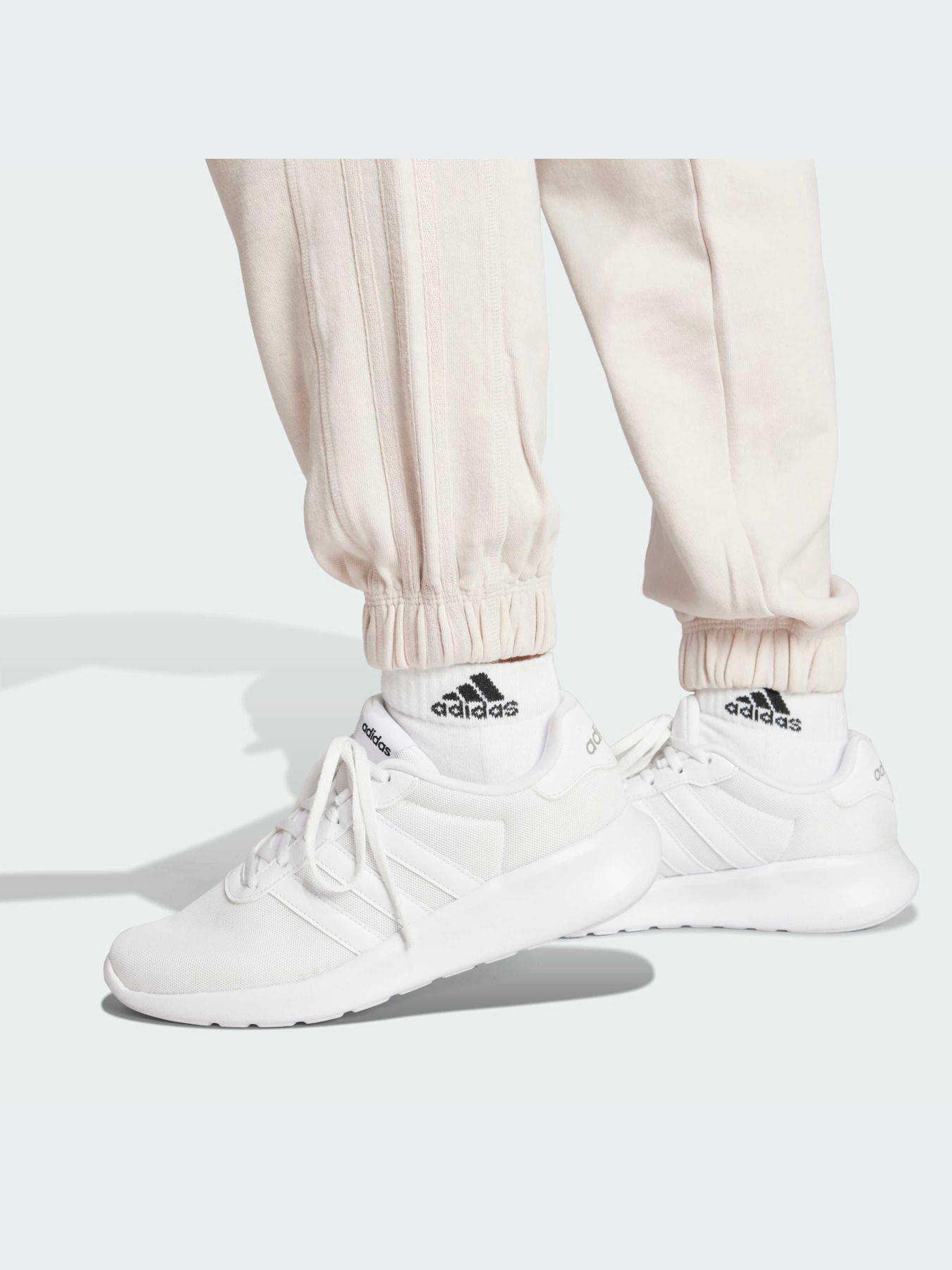 Джоггеры Adidas 3 Stripes модель IS4965 Фото