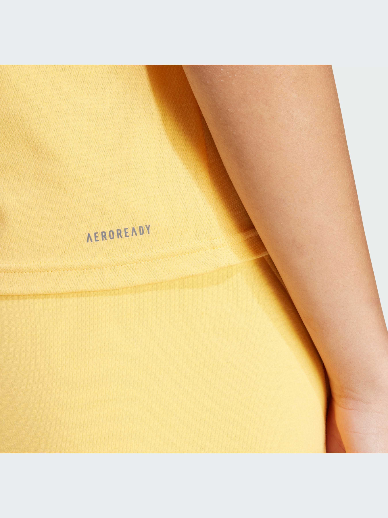 Футболка Adidas ZNE модель IS3932 Фото